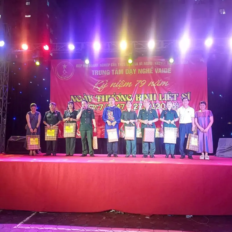 Trung tâm Dạy nghề Vaide tổ chức Kỷ niệm 79 năm ngày thương binh liệt sỹ