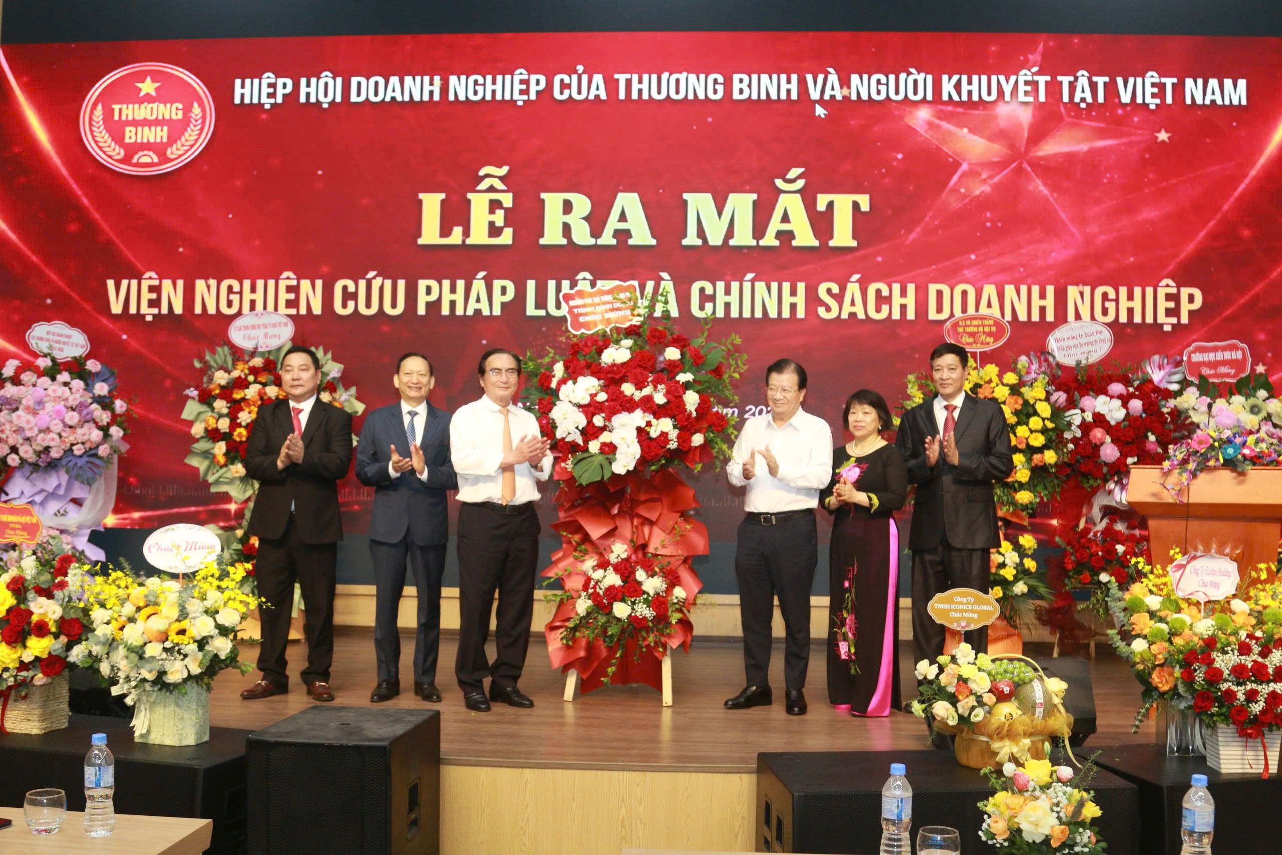 Hà Nội: Ra mắt Viện Nghiên cứu Pháp luật và Chính sách Doanh nghiệp